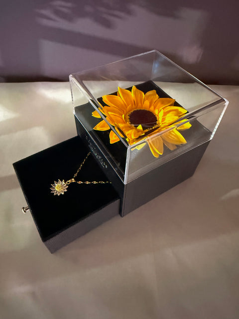 Sunflower Simulation Necklace - Demuura
