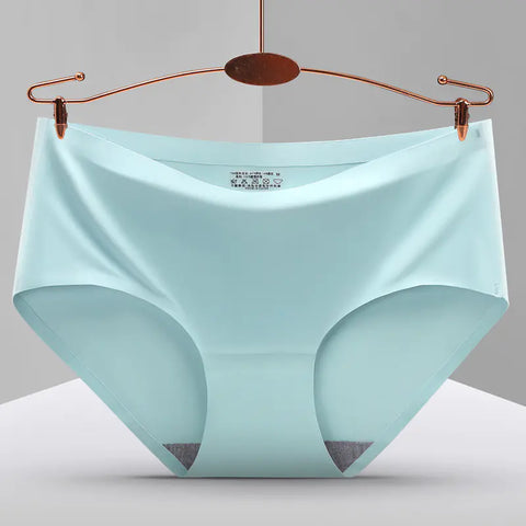 Seamless Standard Briefs - Demuura